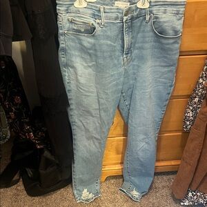 NWT Good American Distressed Jeans